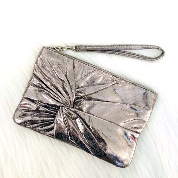 EXPRESS CLUTCH!